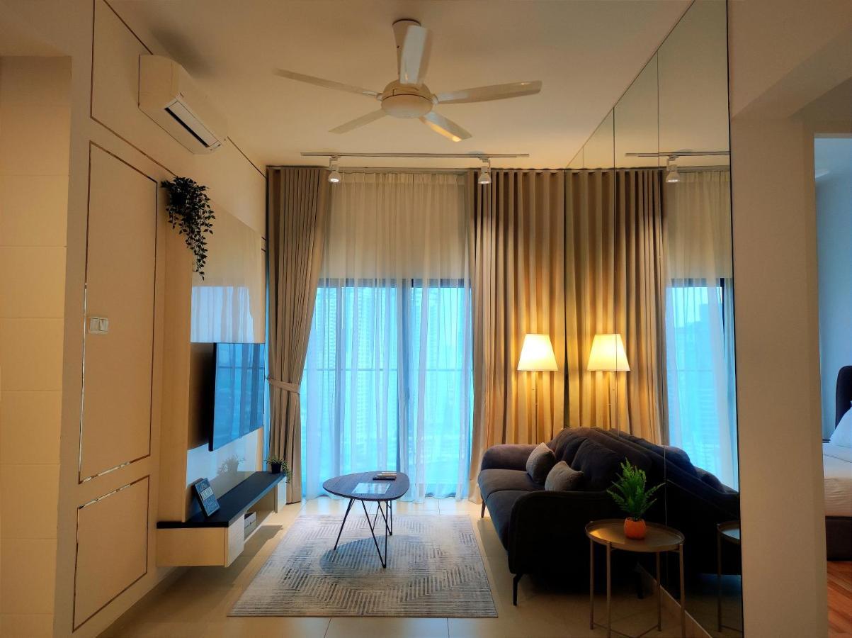 קואלה לומפור Reizz Residence By Leo Suites מראה חיצוני תמונה