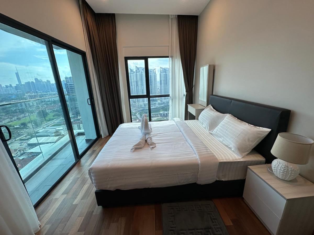 קואלה לומפור Reizz Residence By Leo Suites מראה חיצוני תמונה
