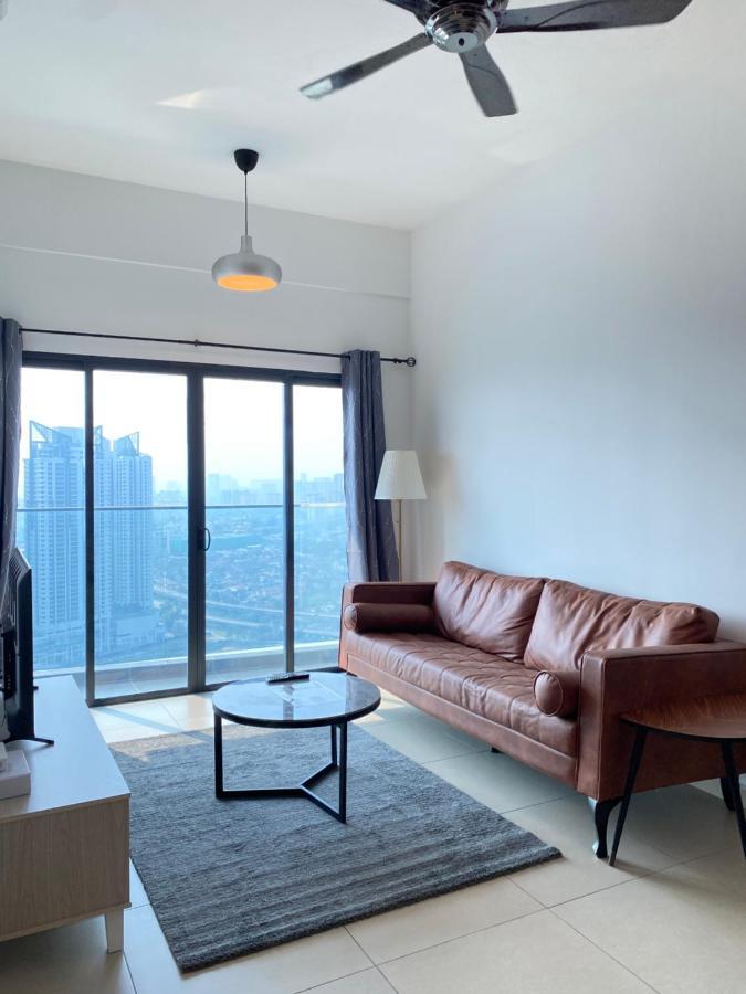 קואלה לומפור Reizz Residence By Leo Suites מראה חיצוני תמונה