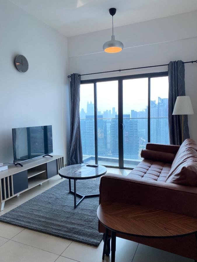קואלה לומפור Reizz Residence By Leo Suites מראה חיצוני תמונה