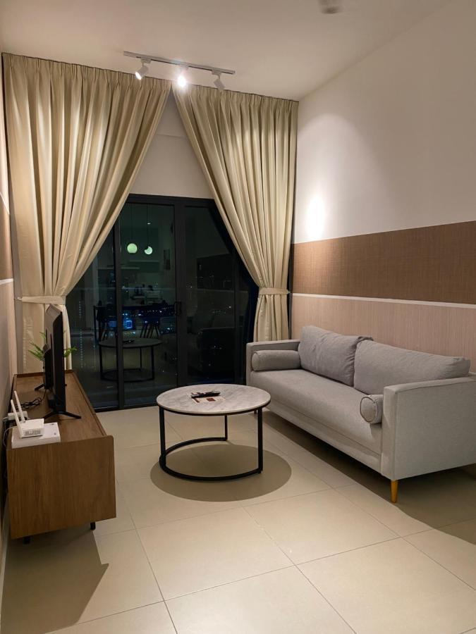 קואלה לומפור Reizz Residence By Leo Suites מראה חיצוני תמונה